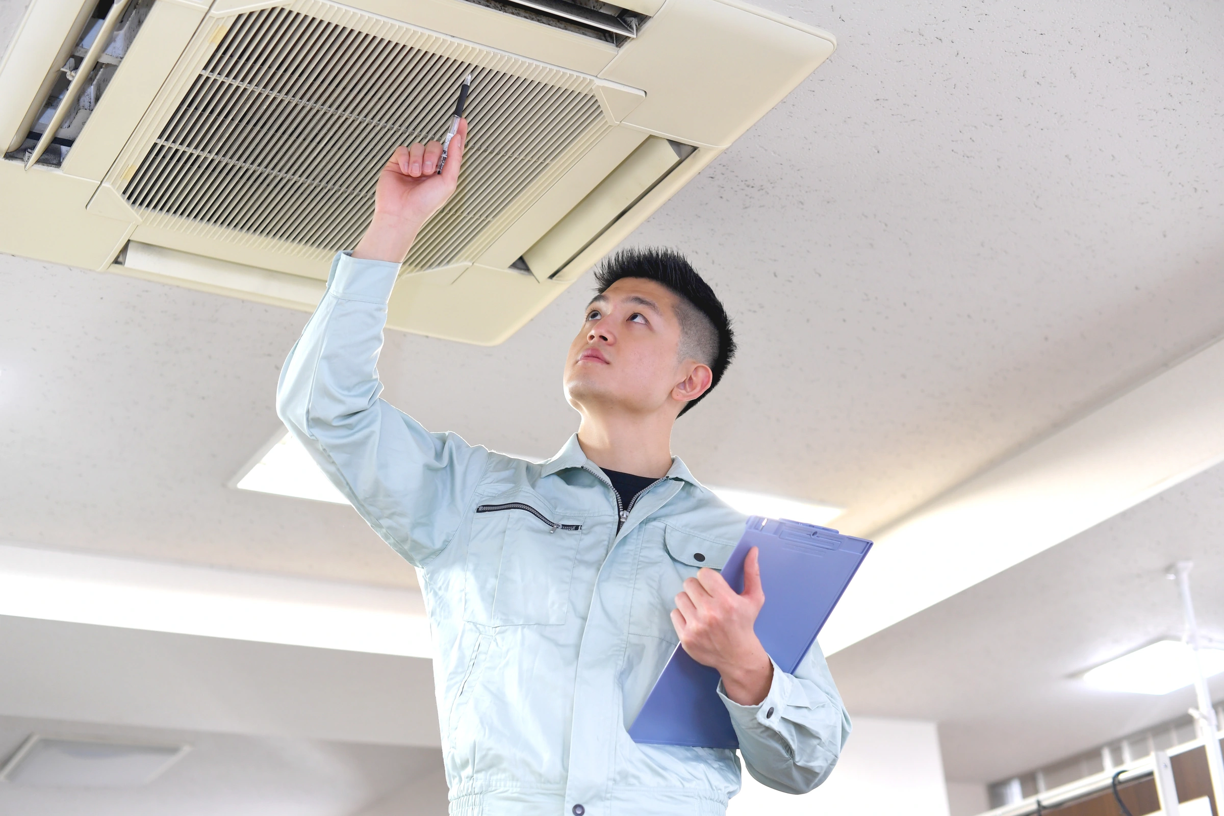 Contrôle technique d’une unité de climatisation